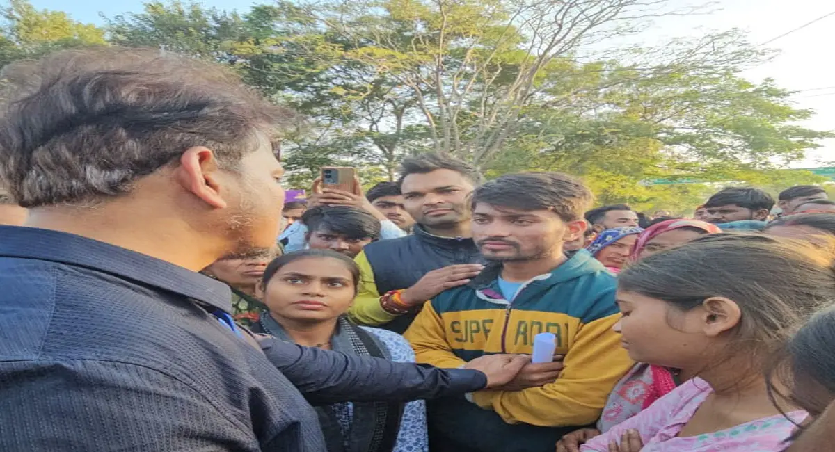 ADM द्वारा मां की कसम खाने पर खुला जाम