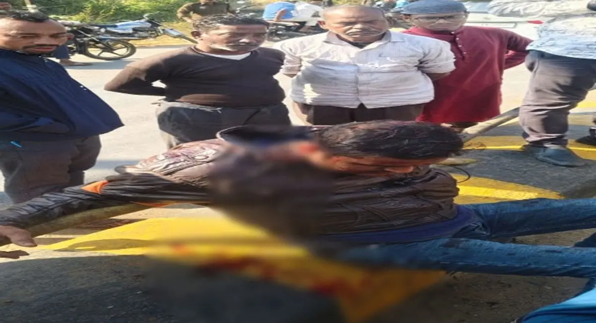 सिर सहित गले में गंभीर चोटें, अस्पताल में जारी है इलाज, हमलावर गिरफ्तार