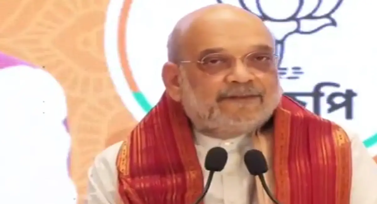 ममता सरकार के खिलाफ भाजपा ने चार्जशीट दाखिल की, शाह बोले- ममता विक्टीम कार्ड की राजनीति में माहिर