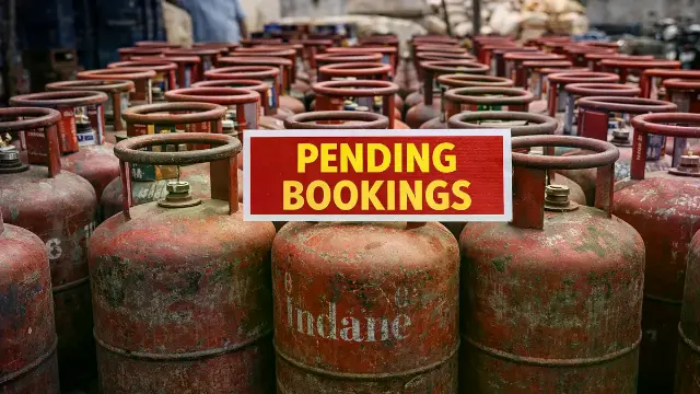 32 हजार गैस सिलेंडरों की बुकिंग पेंडिंग, प्रशासन का दावा ; जल्द सामान्य होगी स्थिति हर दिन 7 हजार अधिक बुकिंग हो रहीं