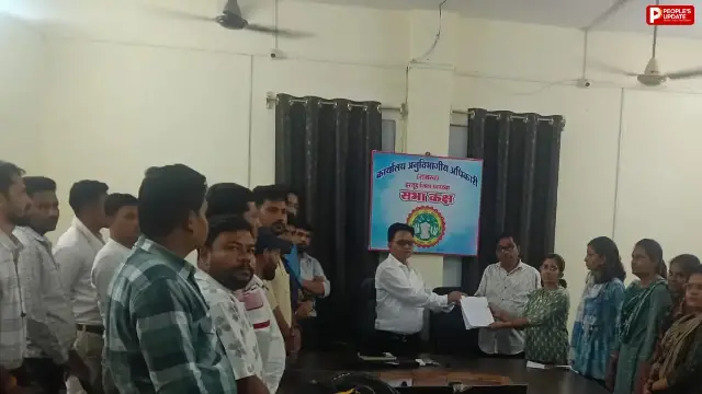 जनगणना की ट्रेनिंग के लिए कॉलेज पहुंचे पटवारियों से प्राचार्य सहित विद्यार्थियों ने किया बुरा बर्ताव, आक्रोश
