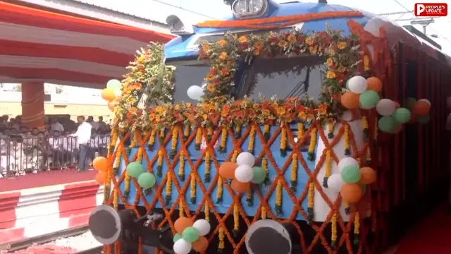 PM मोदी कुछ देर में दिखाएंगे हरी झंडी, 89 किमी का सफर 2 घंटे में पूरा होगा