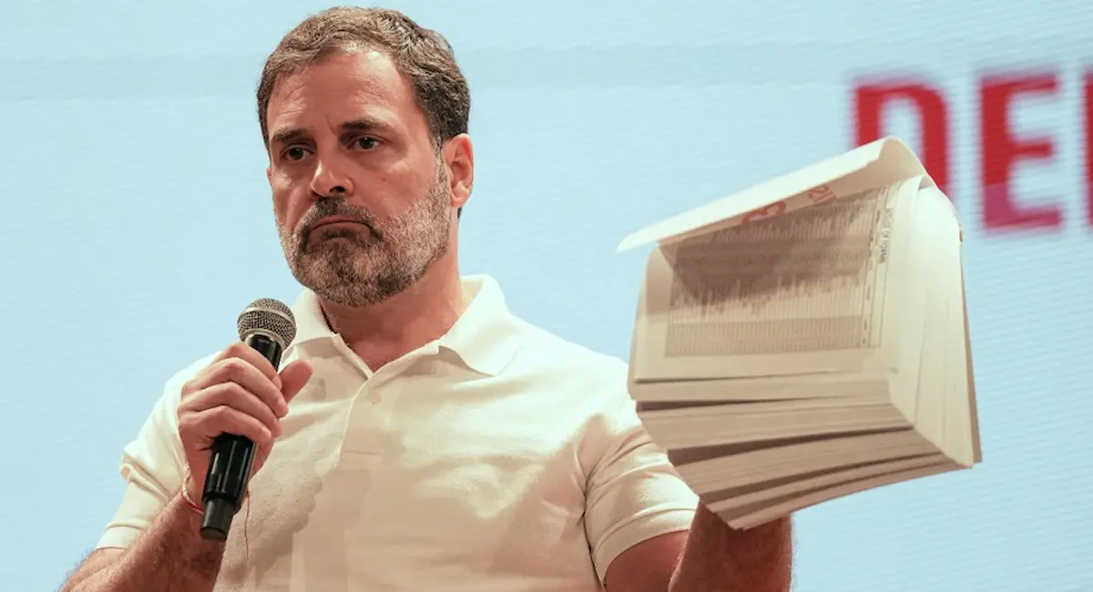 देश छीन रहा युवाओं का भविष्य, Gen-Z को यह देखना चाहिए, राहुल गांधी ने प्रेस कॉन्फ्रेंस में दिया बयान