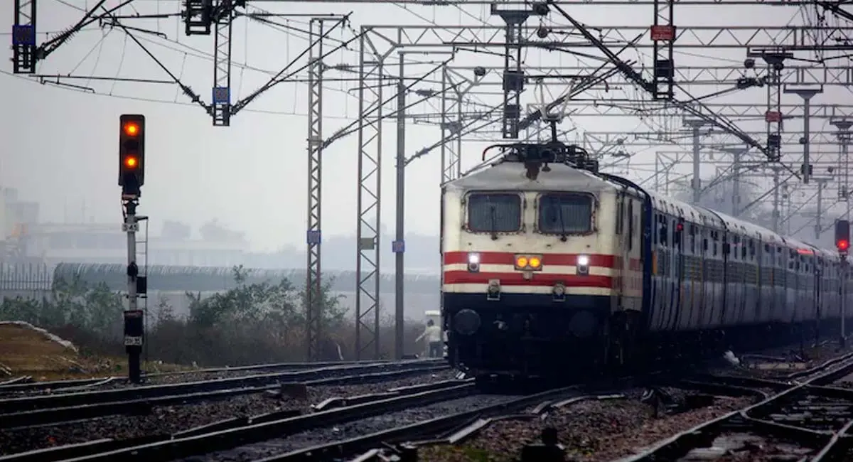 रेलवे में 4000+ पदों पर निकली बंपर भर्ती, एक महीने तक चलेगी अप्लाई प्रक्रिया