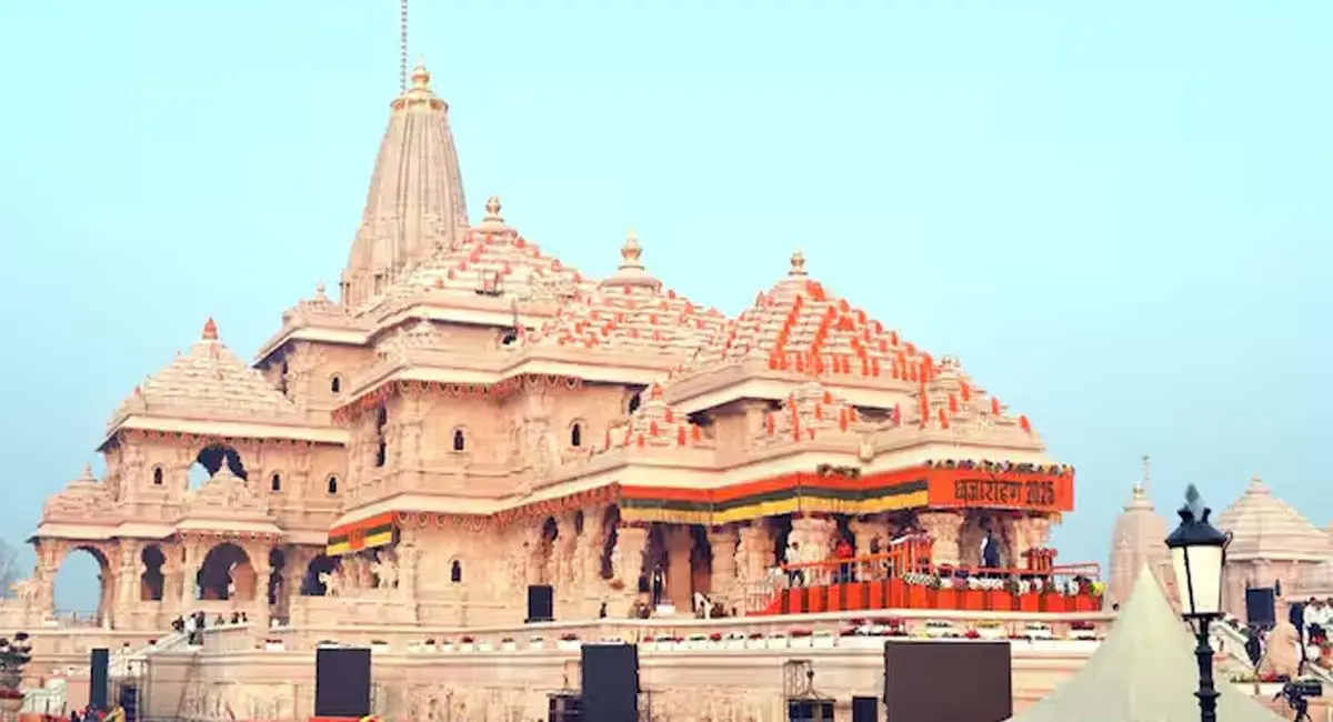 500 सालों का सपना हुआ सच, राम मंदिर शिखर पर लहराएगा भगवा, जानिए खासियत