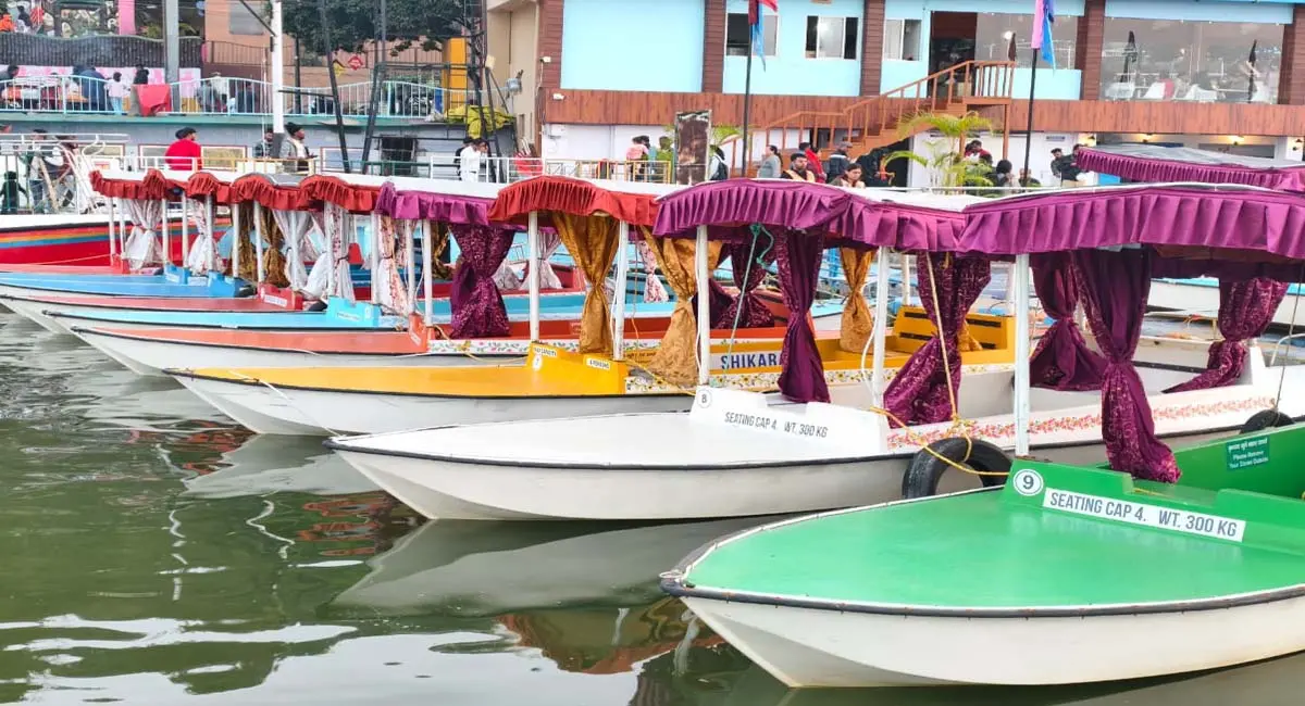 क्या भोपाल का बड़ा तालाब बनने जा रहा है नया ‘डल झील’? शुरू हुई 20 शिकारों ने बढ़ाई शान