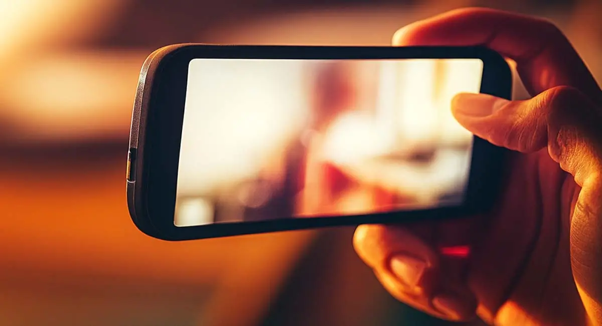  कुबेरेश्वर धाम में होटल रूम से रिकॉर्ड हुआ निजी वीडियो