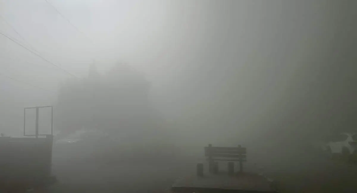 दिल्ली-NCR के हालात गंभीर, खतरनाक स्तर पर पहुंचा AQI