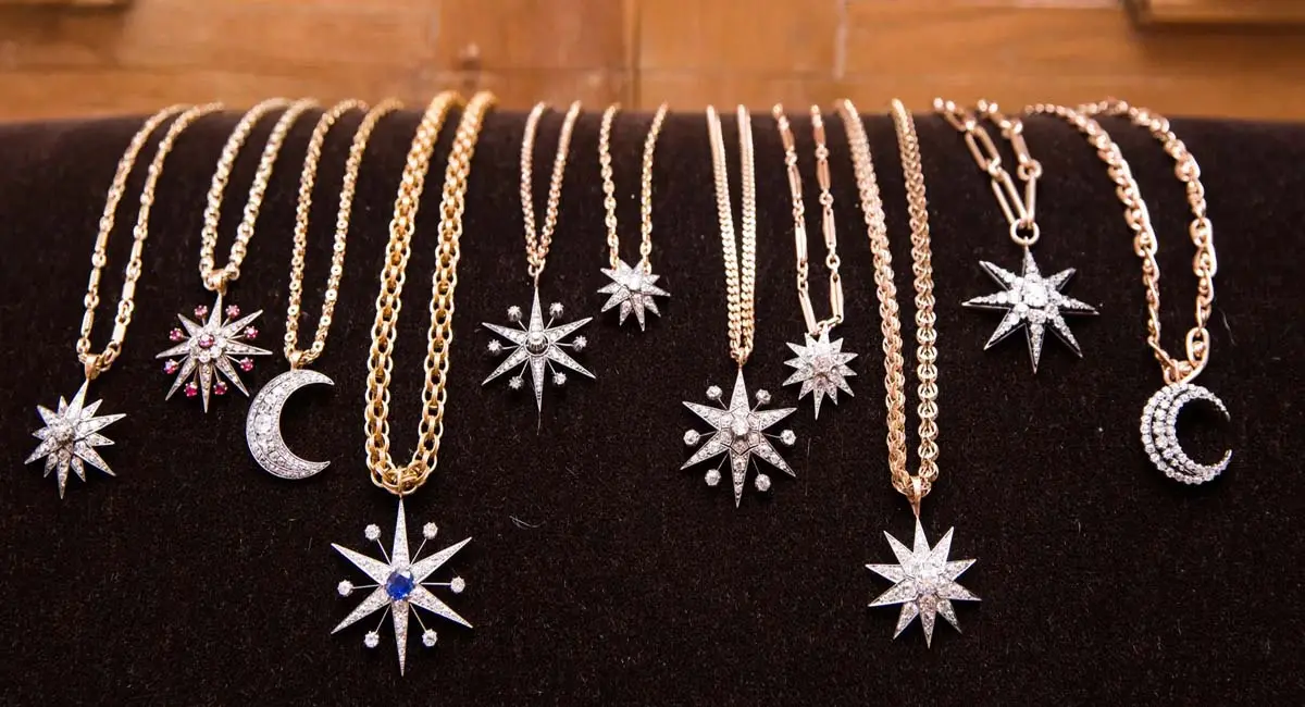 अब Zodiac Signs ज्वेलरी के लिए GenZ हो रहे पागल!