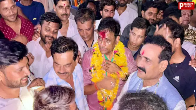 कहकर नरोत्तम मिश्रा हटे पीछे, BJP उम्मीदवार आशुतोष तिवारी का कराया स्वागत