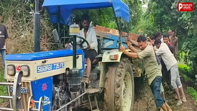 जल निगम की लापरवाही से रामाधामा में बढ़ी परेशानी, सड़कें बनी दलदल; ग्रामीण बोले- अब निकलना भी मुश्किल