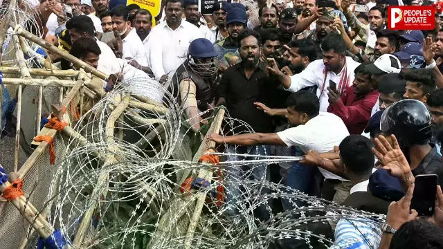 लाठीचार्ज के जवाब में छात्रों ने फेंकी पानी की बोतलें और चप्पलें, रांची में प्रदर्शन के दौरान जमकर हंगामा