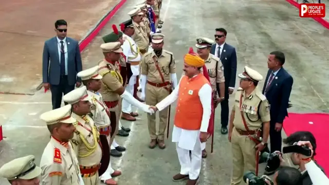 वंदे मातरम् और राष्ट्रगान के साथ स्वतंत्रता दिवस समारोह संपन्न, जवानों से मिले CM डॉ. मोहन यादव