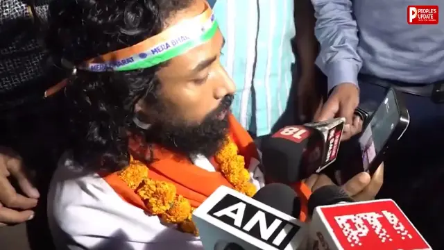 जीत के बाद सोनम वांगचुक से बात करते हुए भावुक हुए देवेंद्र महतो, छलके खुशी के आंसू, बोले- 'आपकी प्रेरणा से लड़ी लड़ाई'