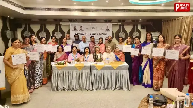 जिन्होंने संवारा बच्चों का भविष्य... रोटरी क्लब भोज भोपाल ने 18 शिक्षकों को किया सम्मानित
