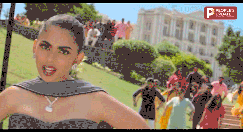 Isha Ambani Birthday: ओरी ने शाहरुख खान बनकर ईशा अंबानी को दिया खास सरप्राइज, AI वीडियो में दोनों ने ‘ये लड़का है दीवाना’ पर किया डांस