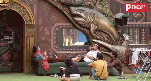 Bigg Boss 20: कनिका मान के Ex की सनक! सिंगल स्ट्रैप ड्रेस पहनी तो जड़ा थप्पड़, फिर चाकू निकालकर करने लगा ऐसी हरकत; कांप उठीं एक्ट्रेस!